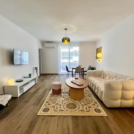 50 M Ajaccio (Corsica)