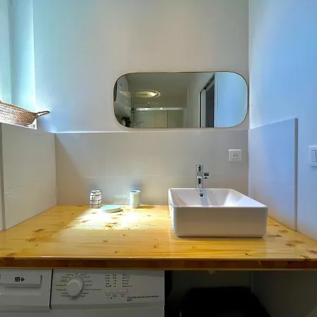 Apartment 50 M